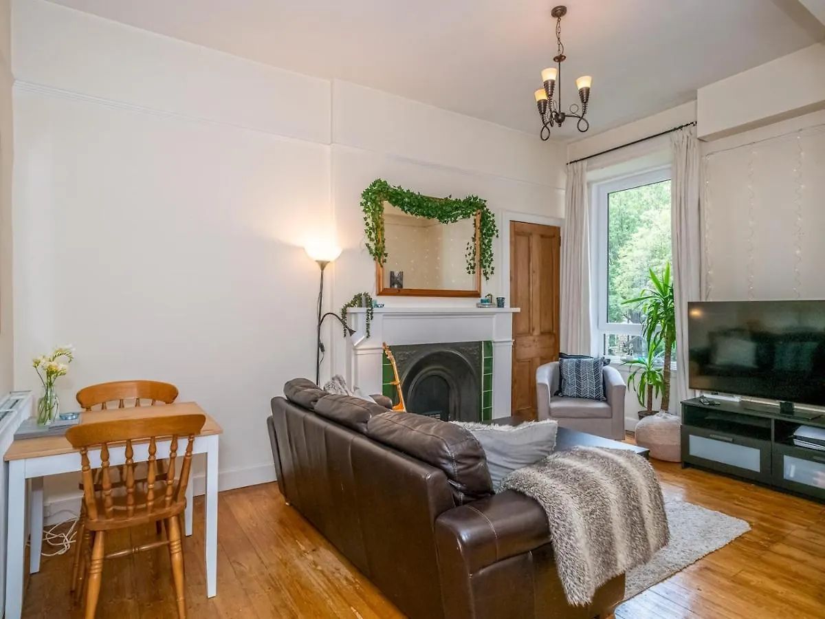 אדינבורו Pass The Keys Superb 1 Bed Flat In Traditional Victorian Building