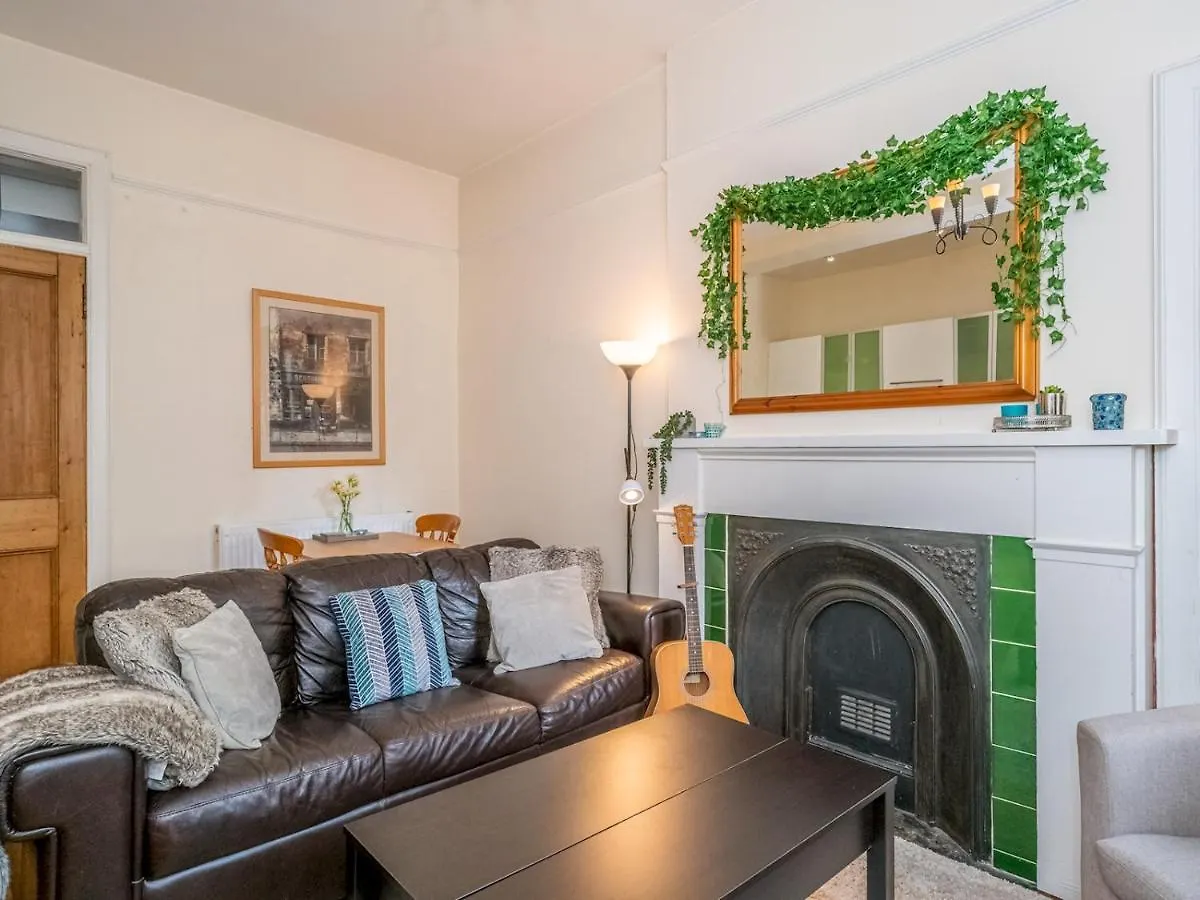 אדינבורו Pass The Keys Superb 1 Bed Flat In Traditional Victorian Building דירה