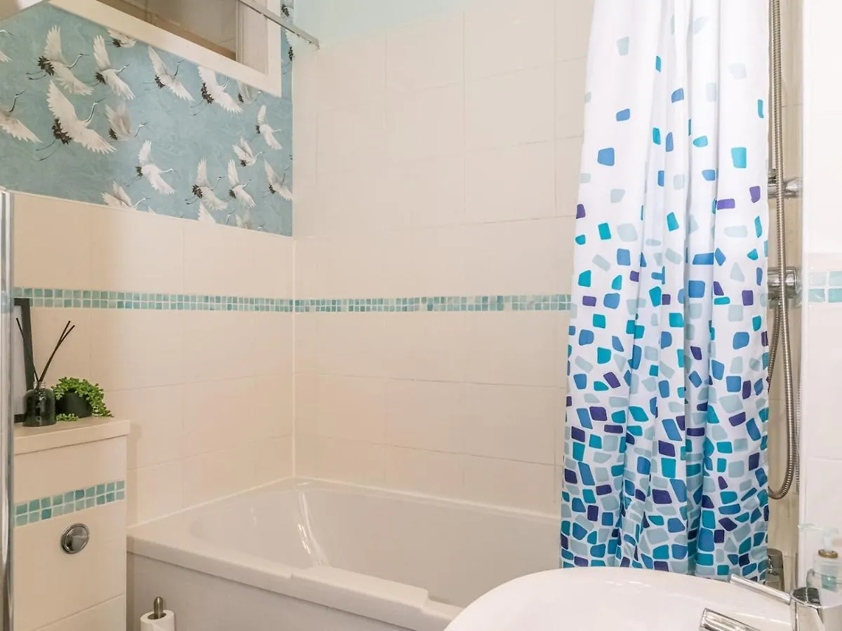 אדינבורו Pass The Keys Superb 1 Bed Flat In Traditional Victorian Building בריטניה
